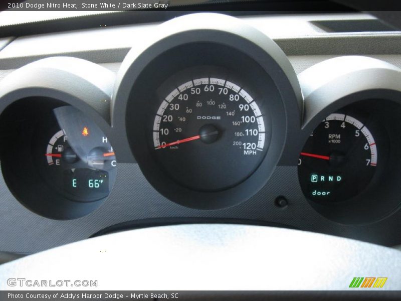 Stone White / Dark Slate Gray 2010 Dodge Nitro Heat