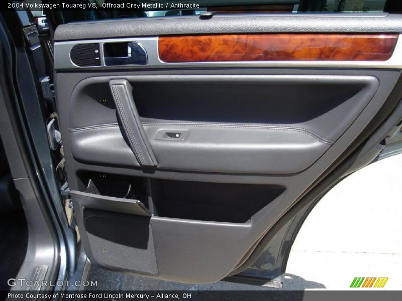 Offroad Grey Metallic / Anthracite 2004 Volkswagen Touareg V8
