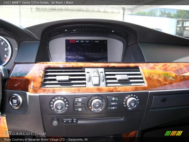 Jet Black / Black 2007 BMW 5 Series 525xi Sedan