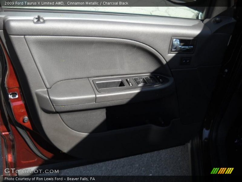 Cinnamon Metallic / Charcoal Black 2009 Ford Taurus X Limited AWD