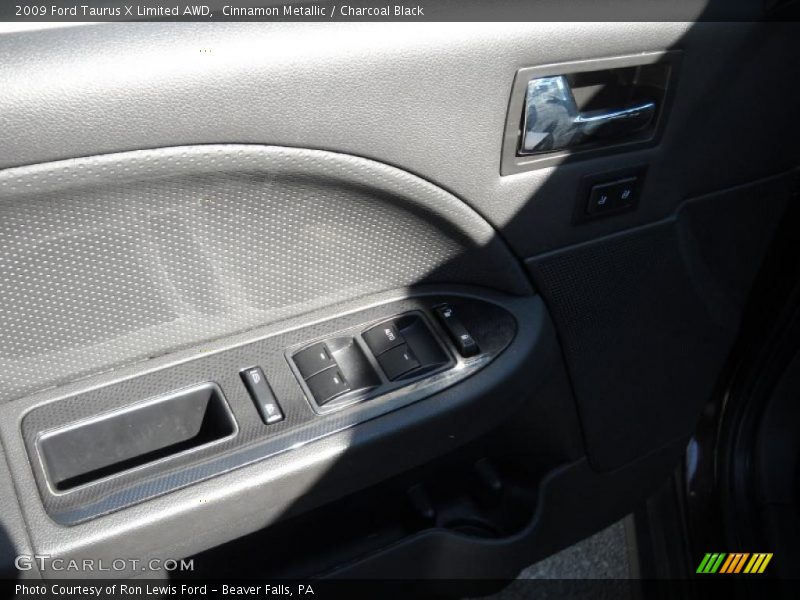 Cinnamon Metallic / Charcoal Black 2009 Ford Taurus X Limited AWD