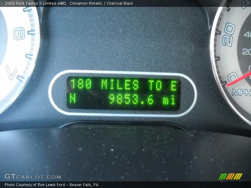 Cinnamon Metallic / Charcoal Black 2009 Ford Taurus X Limited AWD