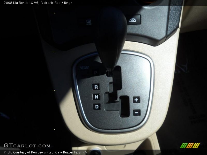 Volcanic Red / Beige 2008 Kia Rondo LX V6