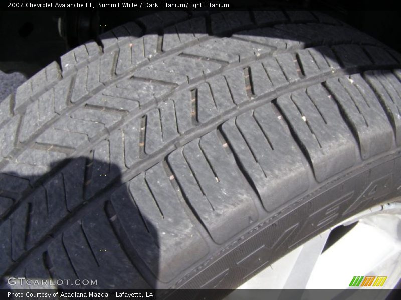 Summit White / Dark Titanium/Light Titanium 2007 Chevrolet Avalanche LT