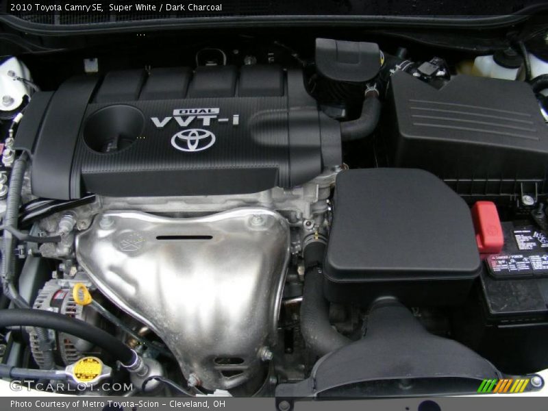 Super White / Dark Charcoal 2010 Toyota Camry SE