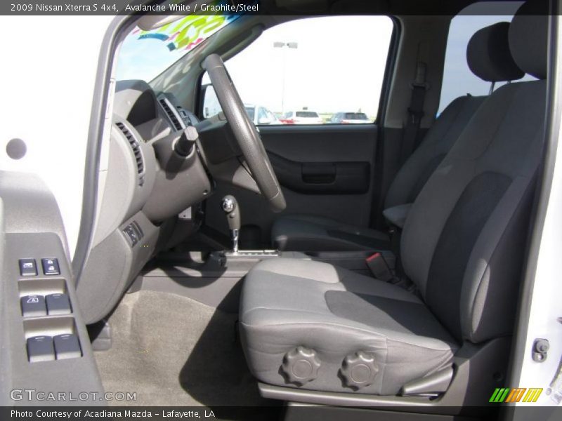 Avalanche White / Graphite/Steel 2009 Nissan Xterra S 4x4