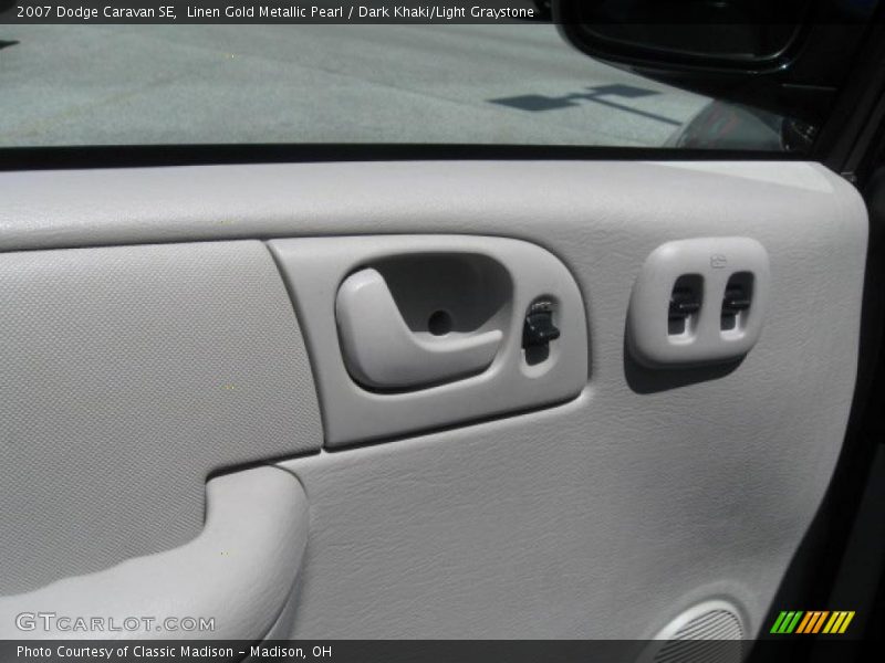Linen Gold Metallic Pearl / Dark Khaki/Light Graystone 2007 Dodge Caravan SE