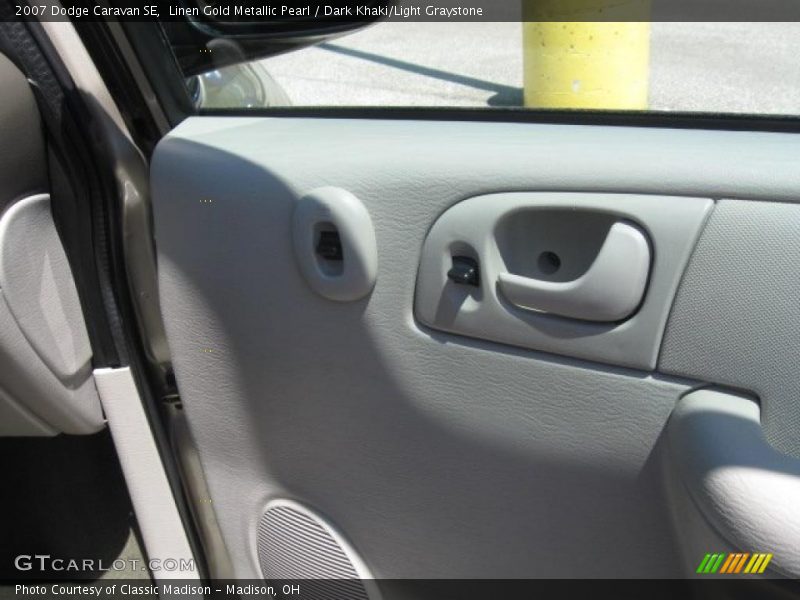 Linen Gold Metallic Pearl / Dark Khaki/Light Graystone 2007 Dodge Caravan SE