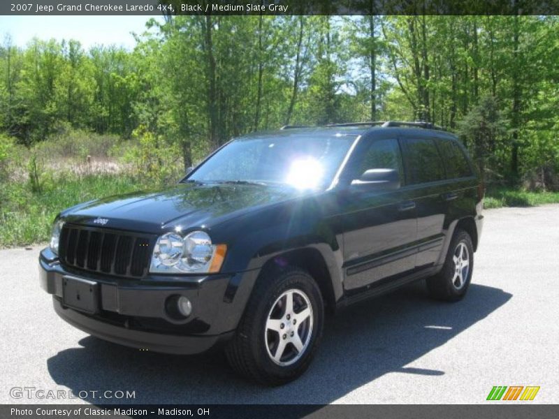 Black / Medium Slate Gray 2007 Jeep Grand Cherokee Laredo 4x4