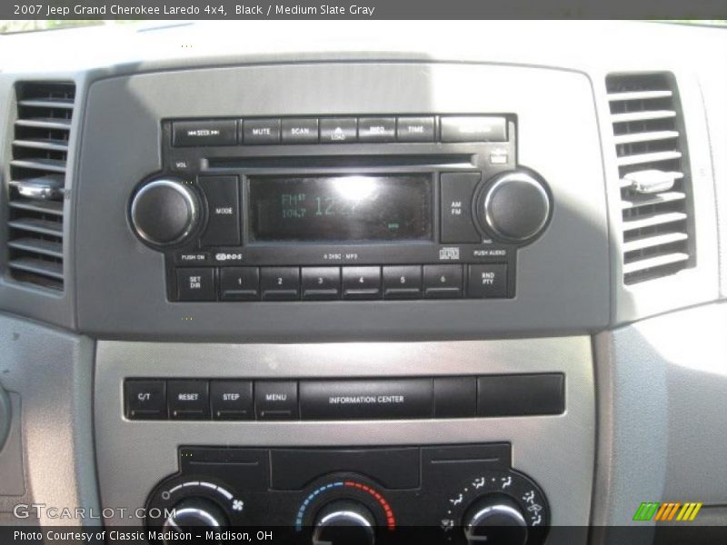 Black / Medium Slate Gray 2007 Jeep Grand Cherokee Laredo 4x4