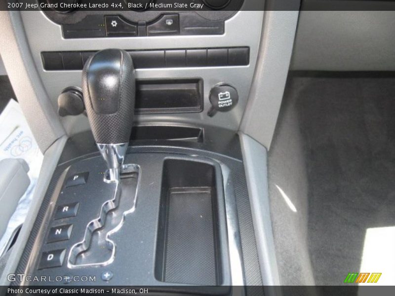 Black / Medium Slate Gray 2007 Jeep Grand Cherokee Laredo 4x4