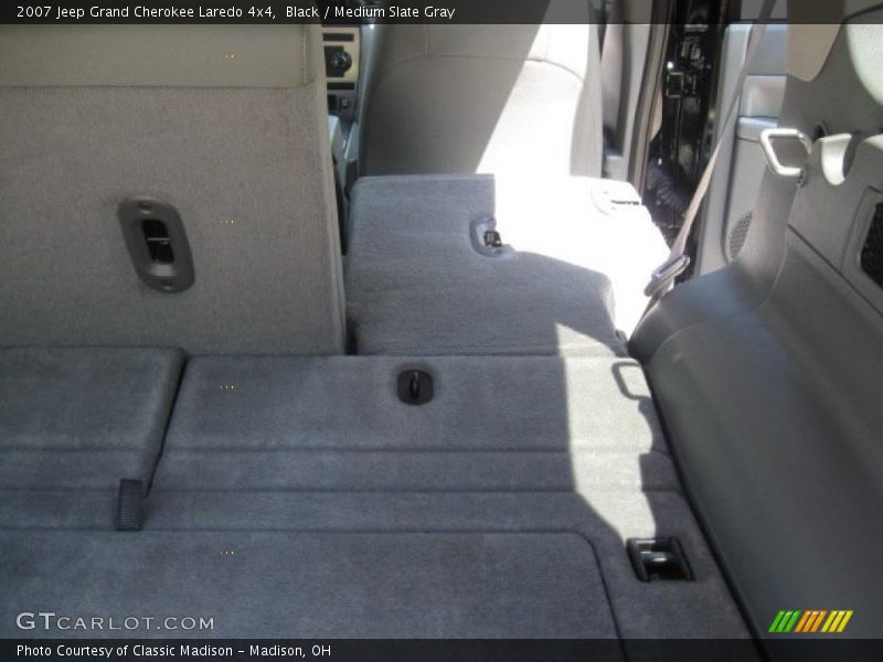 Black / Medium Slate Gray 2007 Jeep Grand Cherokee Laredo 4x4
