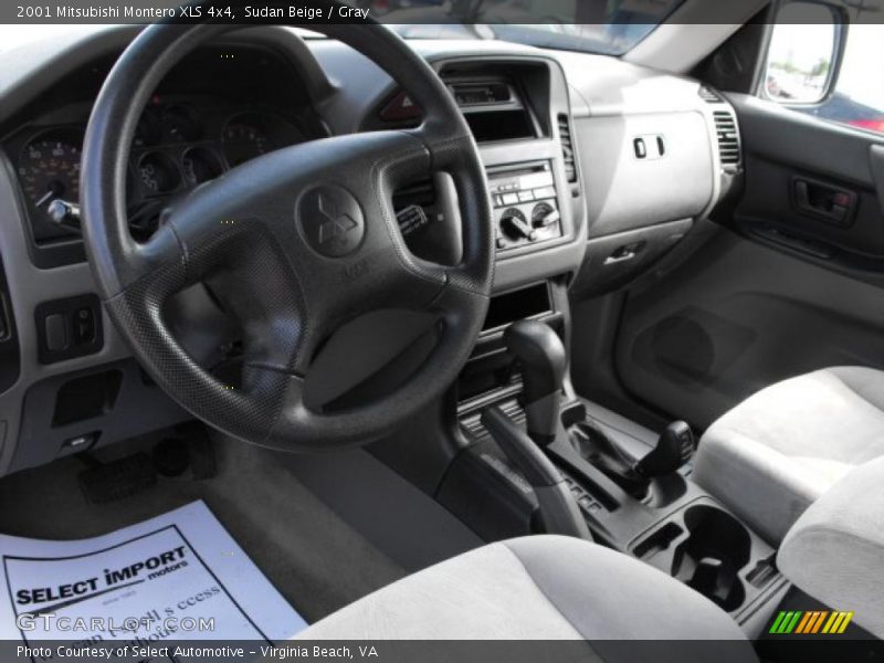Sudan Beige / Gray 2001 Mitsubishi Montero XLS 4x4