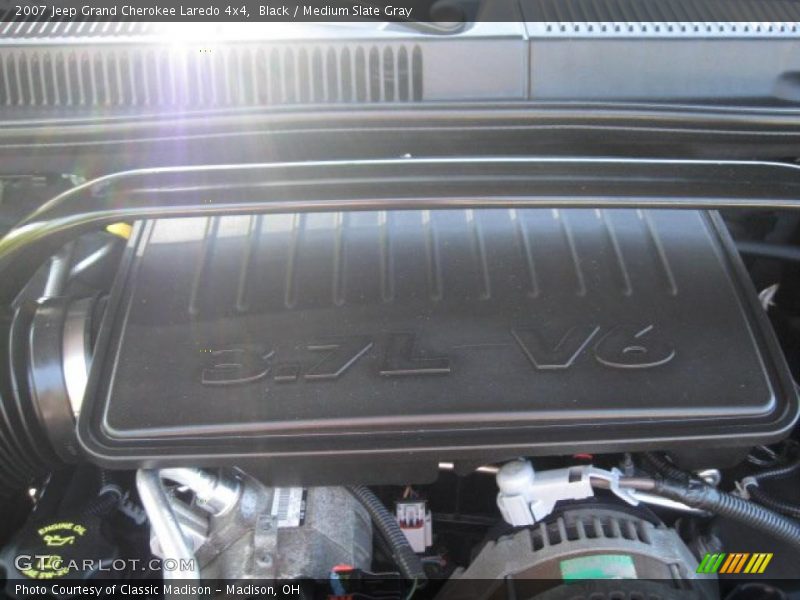 Black / Medium Slate Gray 2007 Jeep Grand Cherokee Laredo 4x4
