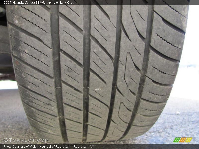 Arctic White / Gray 2007 Hyundai Sonata SE V6