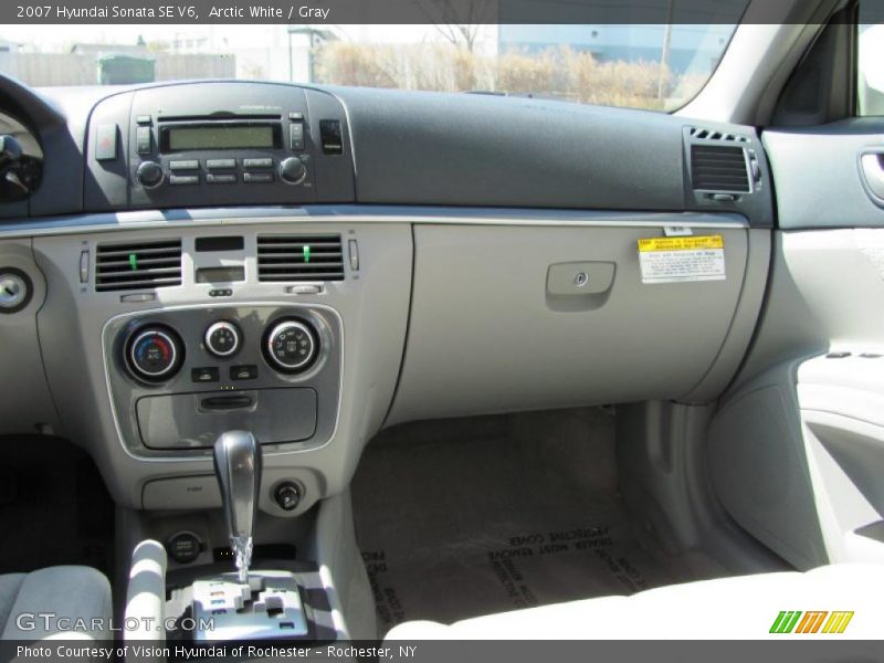 Arctic White / Gray 2007 Hyundai Sonata SE V6