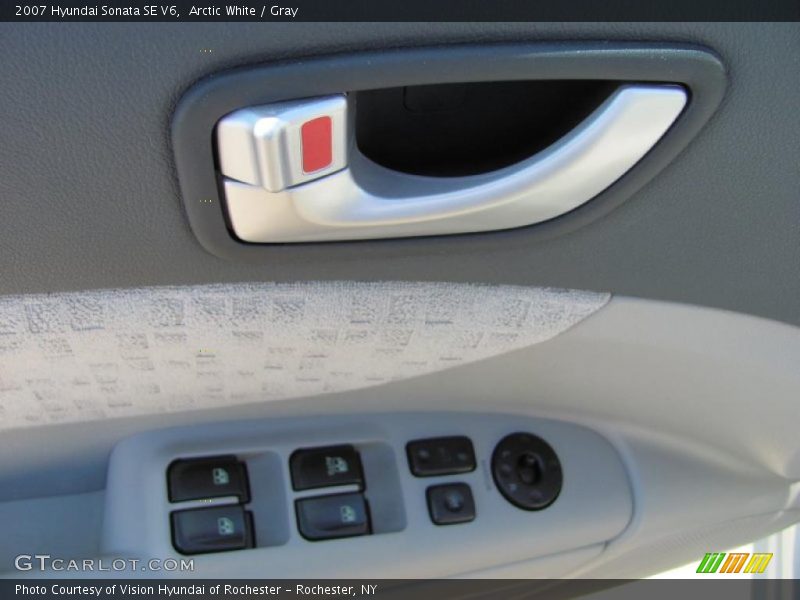 Arctic White / Gray 2007 Hyundai Sonata SE V6