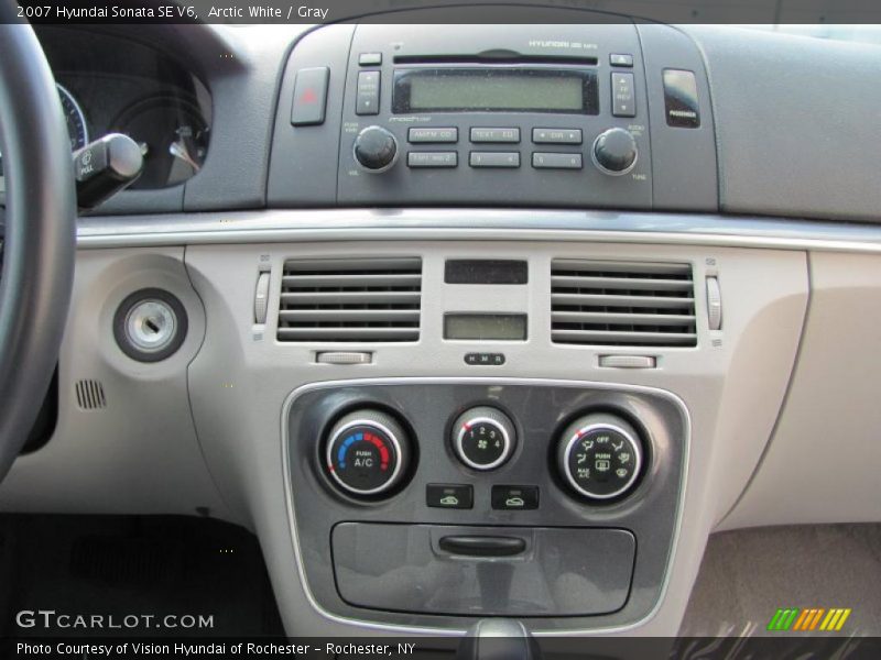 Arctic White / Gray 2007 Hyundai Sonata SE V6