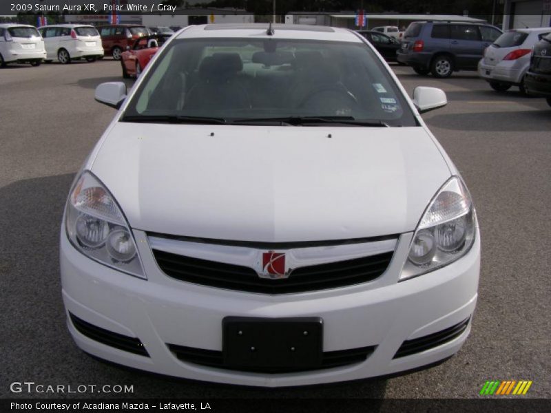 Polar White / Gray 2009 Saturn Aura XR