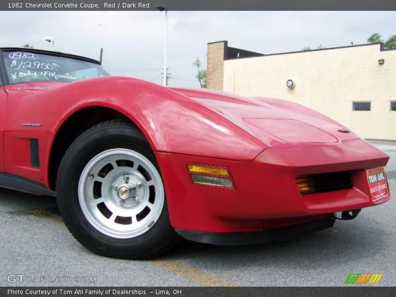 Red / Dark Red 1982 Chevrolet Corvette Coupe