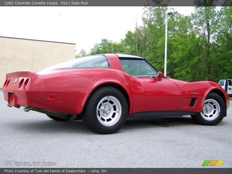Red / Dark Red 1982 Chevrolet Corvette Coupe