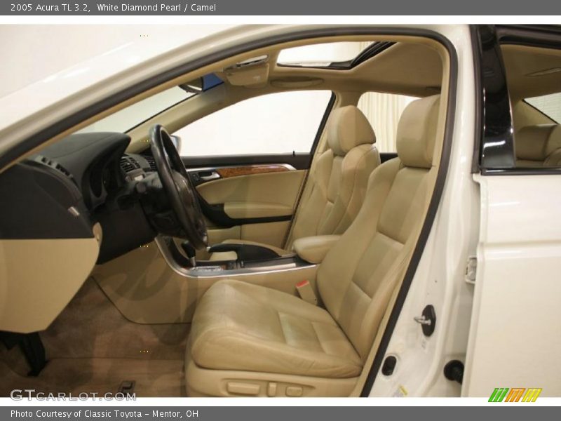 White Diamond Pearl / Camel 2005 Acura TL 3.2