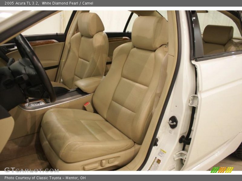 White Diamond Pearl / Camel 2005 Acura TL 3.2