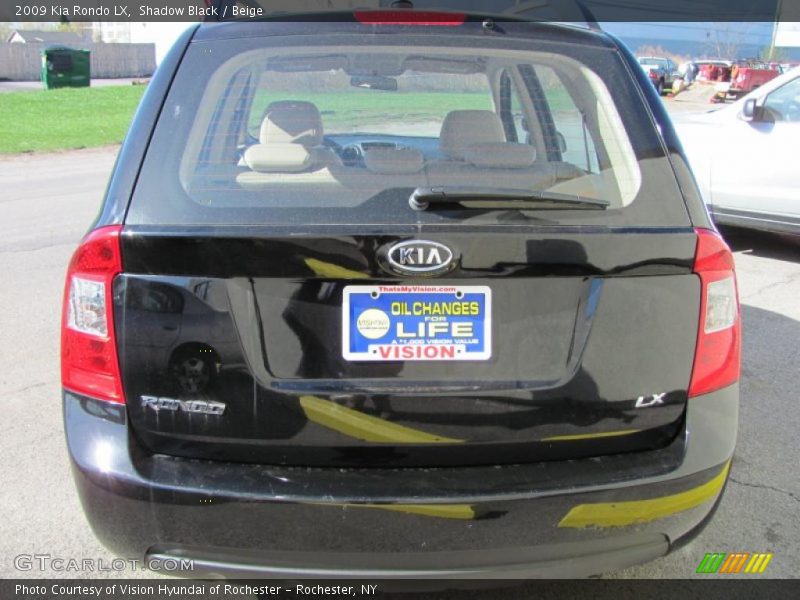 Shadow Black / Beige 2009 Kia Rondo LX