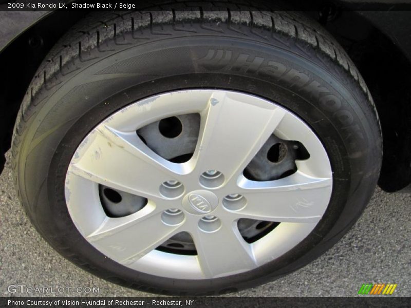 Shadow Black / Beige 2009 Kia Rondo LX