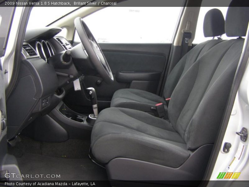 Brillant Silver / Charcoal 2009 Nissan Versa 1.8 S Hatchback