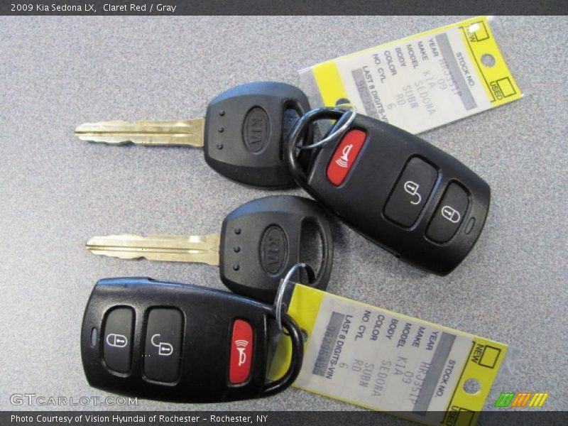 Claret Red / Gray 2009 Kia Sedona LX