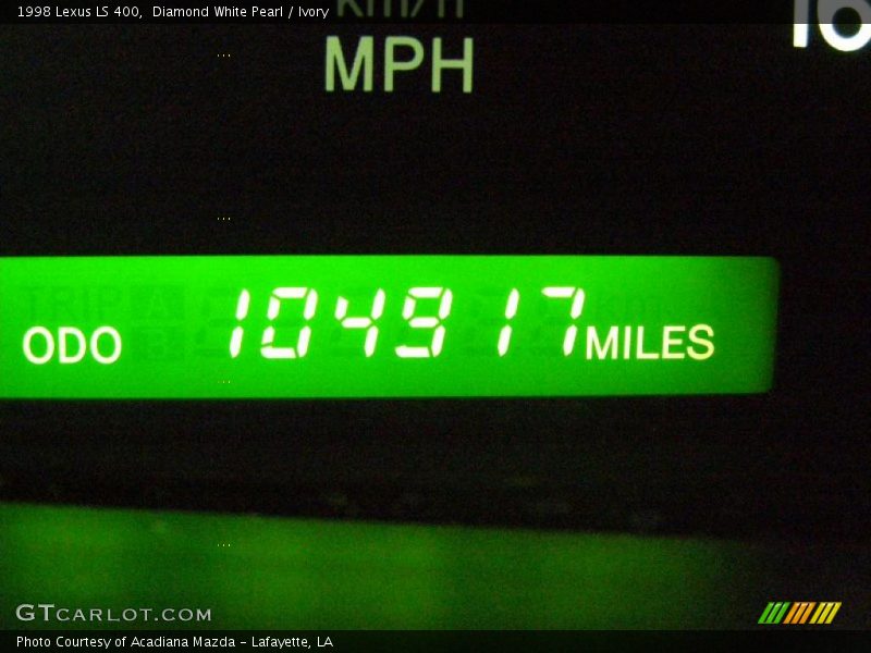 Diamond White Pearl / Ivory 1998 Lexus LS 400