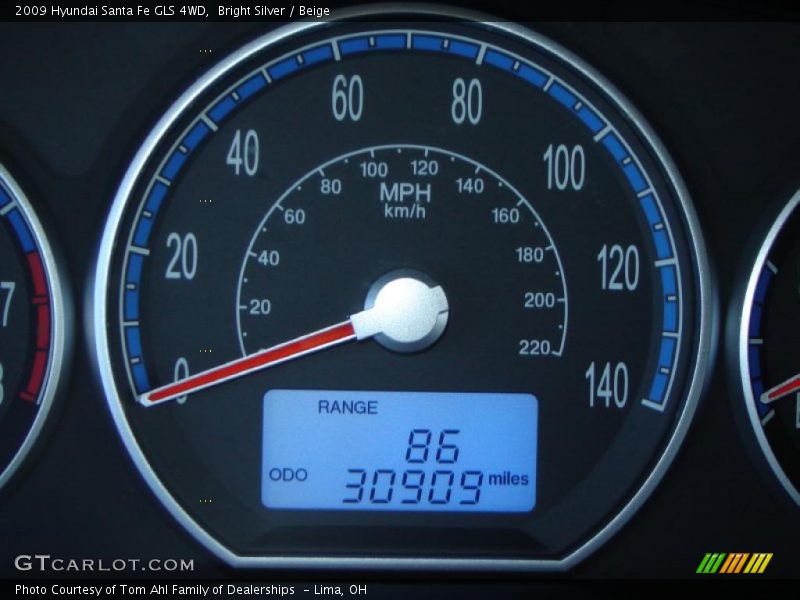 Bright Silver / Beige 2009 Hyundai Santa Fe GLS 4WD