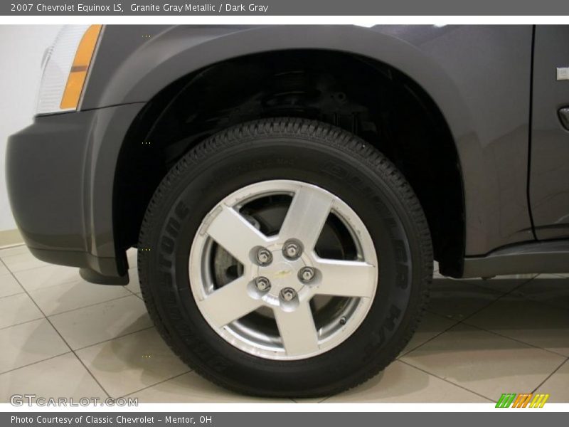 Granite Gray Metallic / Dark Gray 2007 Chevrolet Equinox LS