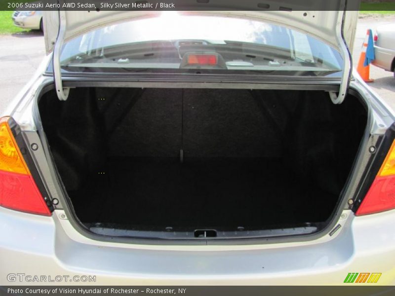 Silky Silver Metallic / Black 2006 Suzuki Aerio AWD Sedan