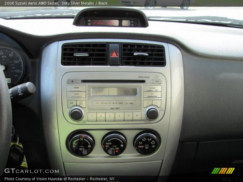 Silky Silver Metallic / Black 2006 Suzuki Aerio AWD Sedan