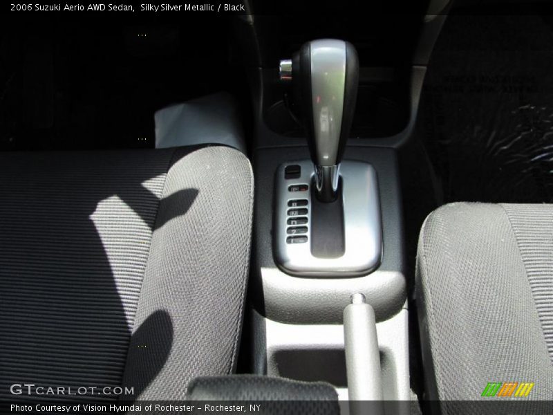 Silky Silver Metallic / Black 2006 Suzuki Aerio AWD Sedan