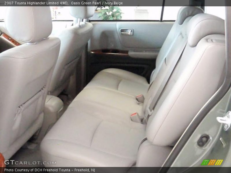 Oasis Green Pearl / Ivory Beige 2007 Toyota Highlander Limited 4WD