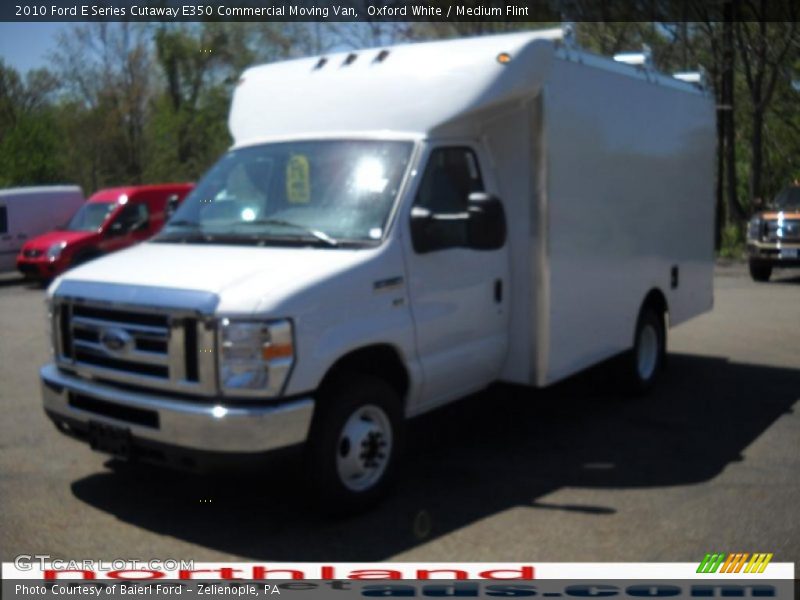 Oxford White / Medium Flint 2010 Ford E Series Cutaway E350 Commercial Moving Van