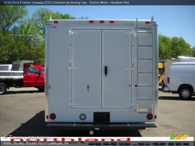 Oxford White / Medium Flint 2010 Ford E Series Cutaway E350 Commercial Moving Van