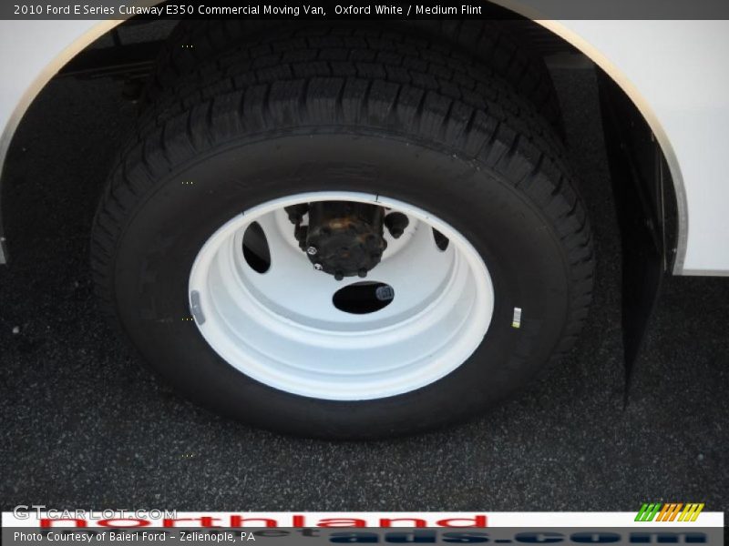 Oxford White / Medium Flint 2010 Ford E Series Cutaway E350 Commercial Moving Van