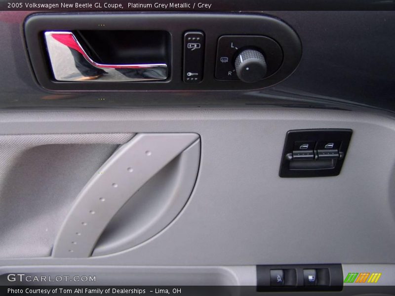 Platinum Grey Metallic / Grey 2005 Volkswagen New Beetle GL Coupe
