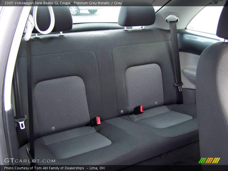 Platinum Grey Metallic / Grey 2005 Volkswagen New Beetle GL Coupe