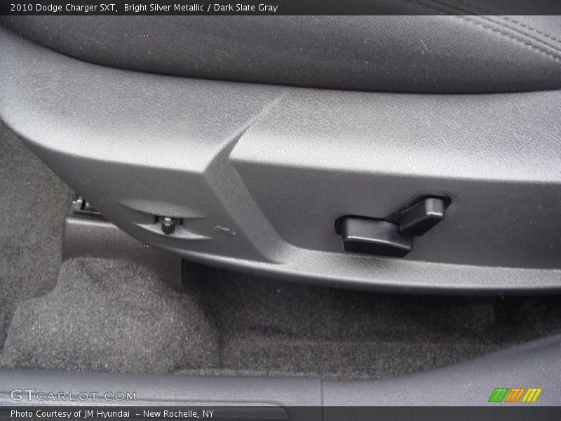 Bright Silver Metallic / Dark Slate Gray 2010 Dodge Charger SXT