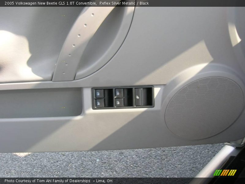 Reflex Silver Metallic / Black 2005 Volkswagen New Beetle GLS 1.8T Convertible
