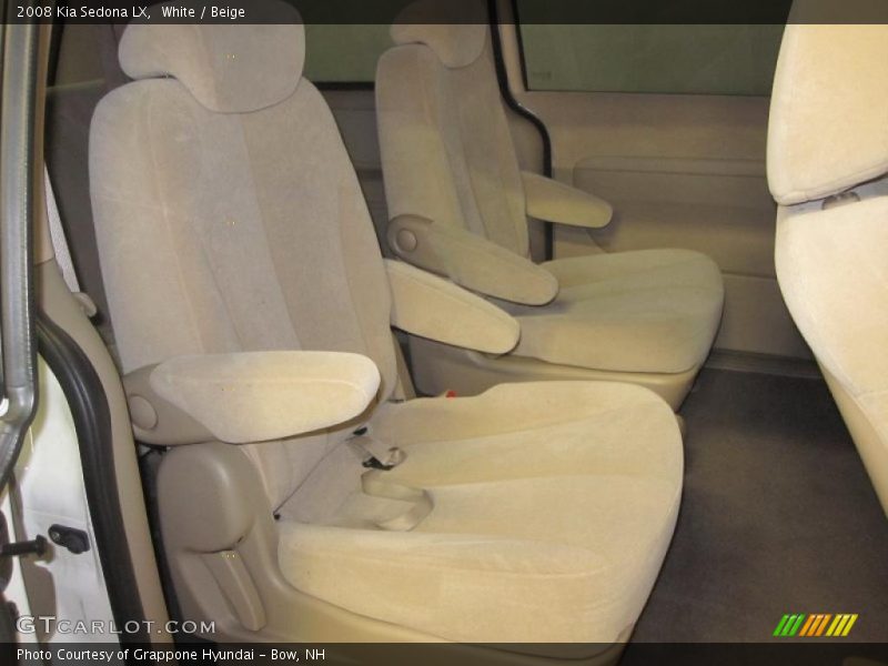 White / Beige 2008 Kia Sedona LX