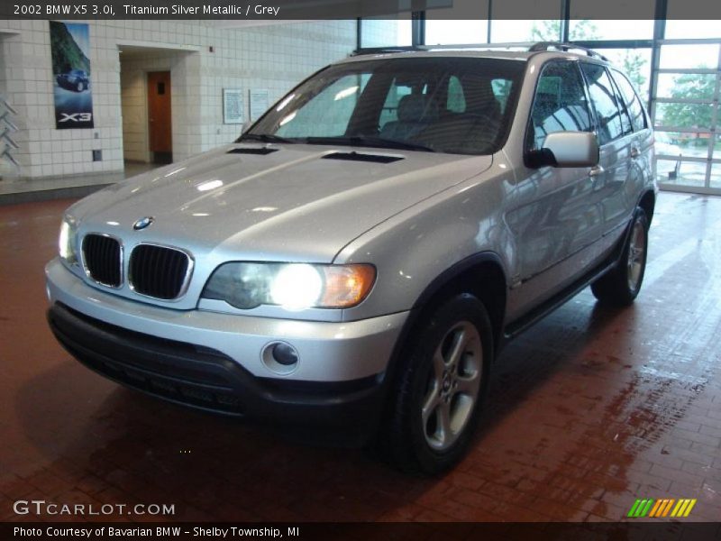 Titanium Silver Metallic / Grey 2002 BMW X5 3.0i