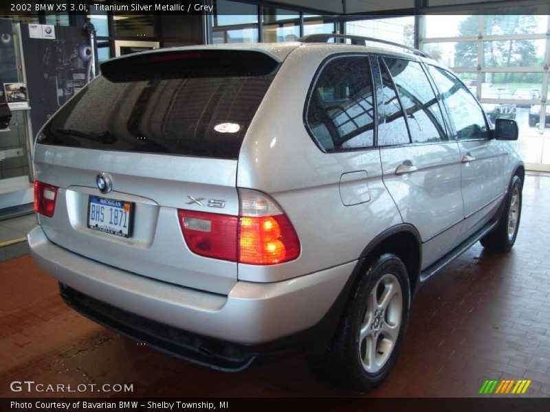 Titanium Silver Metallic / Grey 2002 BMW X5 3.0i