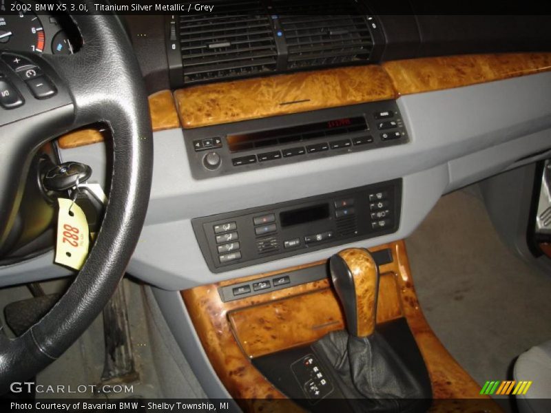 Titanium Silver Metallic / Grey 2002 BMW X5 3.0i