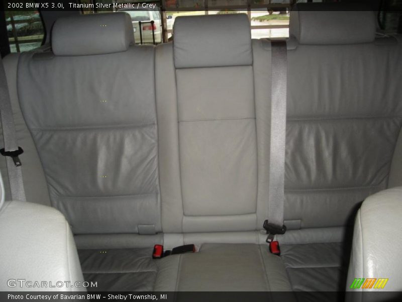 Titanium Silver Metallic / Grey 2002 BMW X5 3.0i